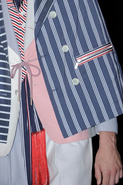 Look 94